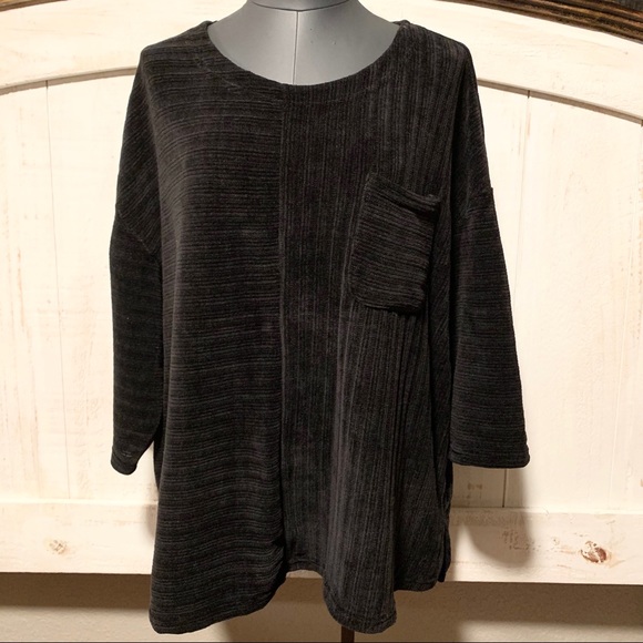 C. D. Daniels Tops - The Softest Black Quarter Sleeve Sweater